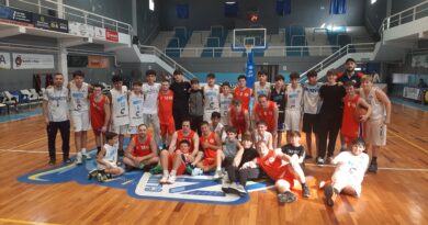 Armstrong: Encuentro amistoso de básquet con los chicos de Litoral Unidos