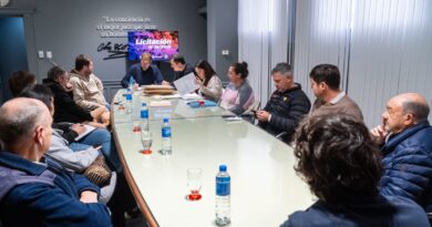 Armstrong: Apertura de sobres Licitación N° 10/2026