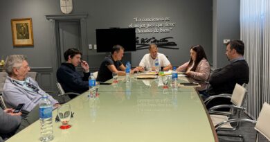 Armstrong: Apertura de sobres Licitación N° 13/2026